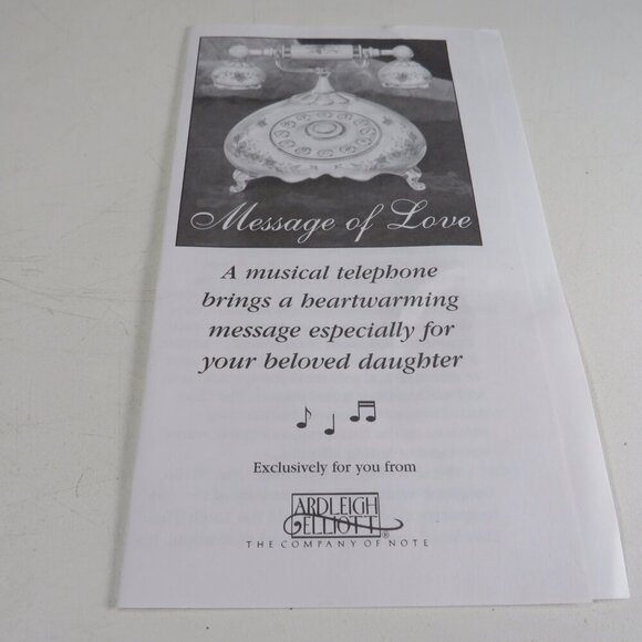 HEIRLOOM PORCELAIN TELEPHONE "HELLO DAUGHTER” Message Of Love - Music Box - Picture 11 of 16